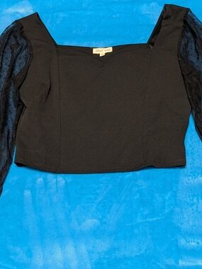 🖤 Black Square-Neck Crop Top 🖤